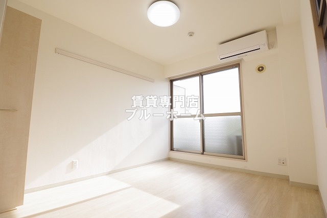 その他　洋室の別アングルです！