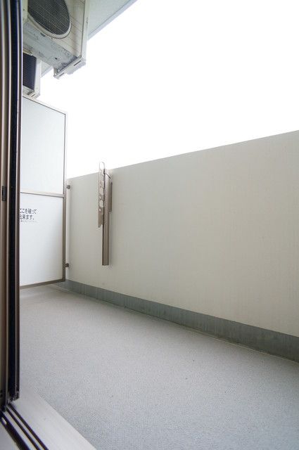 バルコニー　東向きのバルコニーです。