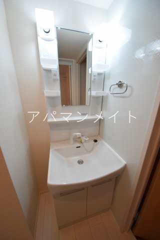 洗面設備　シャンプードレッサー付き！