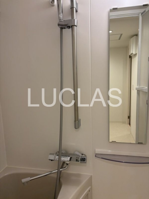 バス・シャワールーム　清潔感のある浴室で日々の疲れを癒します♪