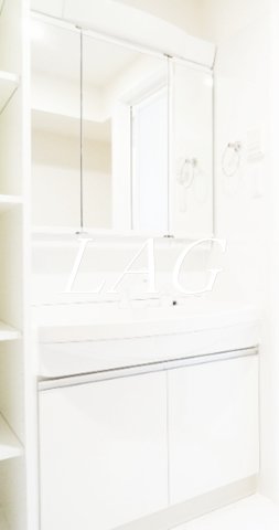 洗面設備　独立洗面台です。