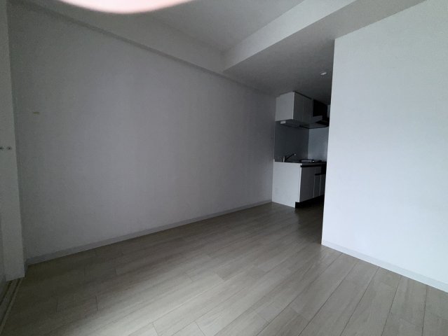 居室・リビング　同物件別部屋写真