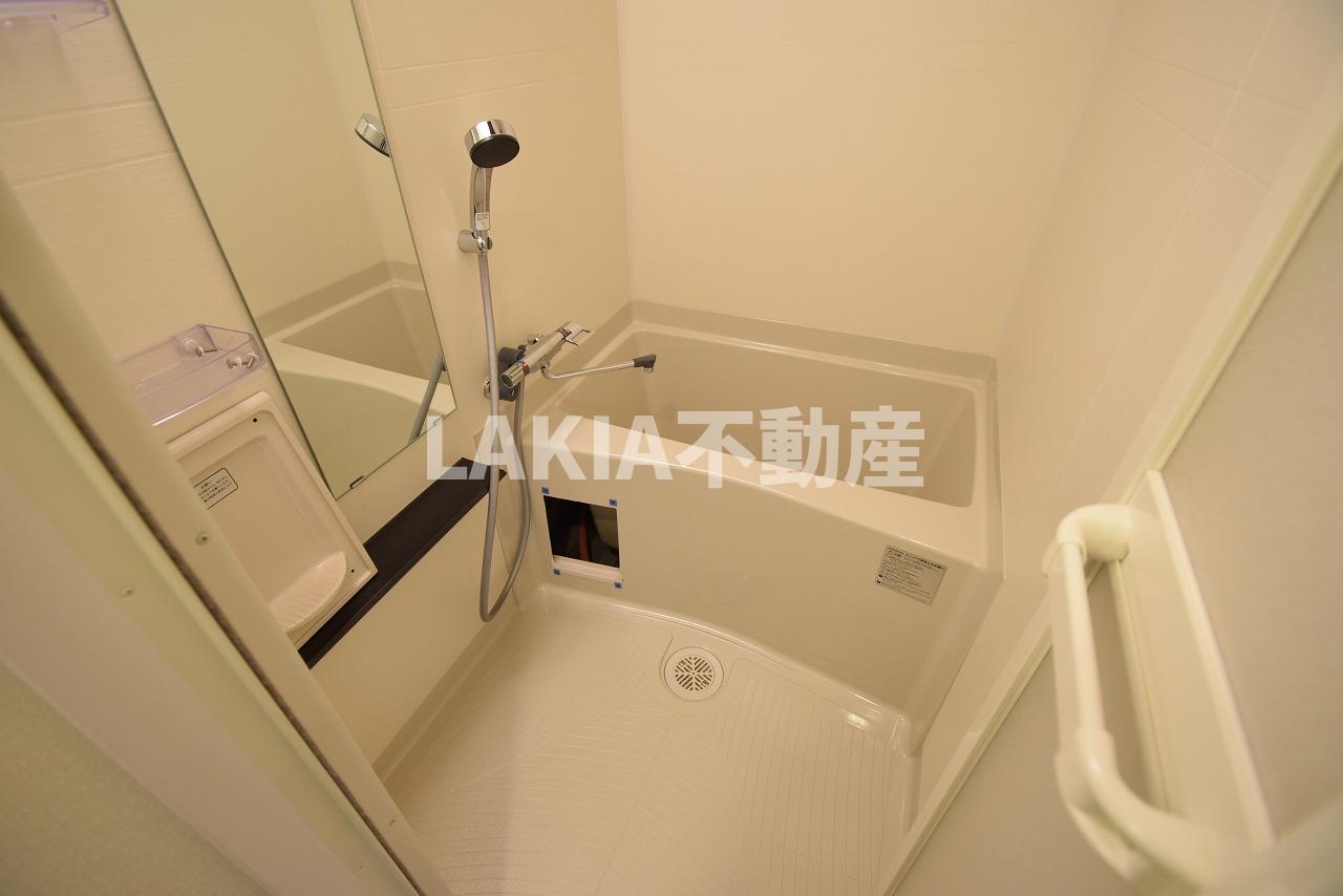 バス・シャワールーム　シャワーの水圧も安心ですよ。