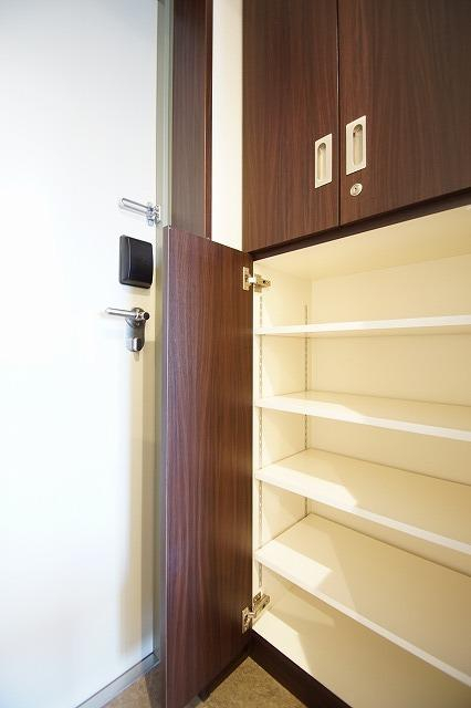 玄関　収納もある玄関です※別号室の写真です