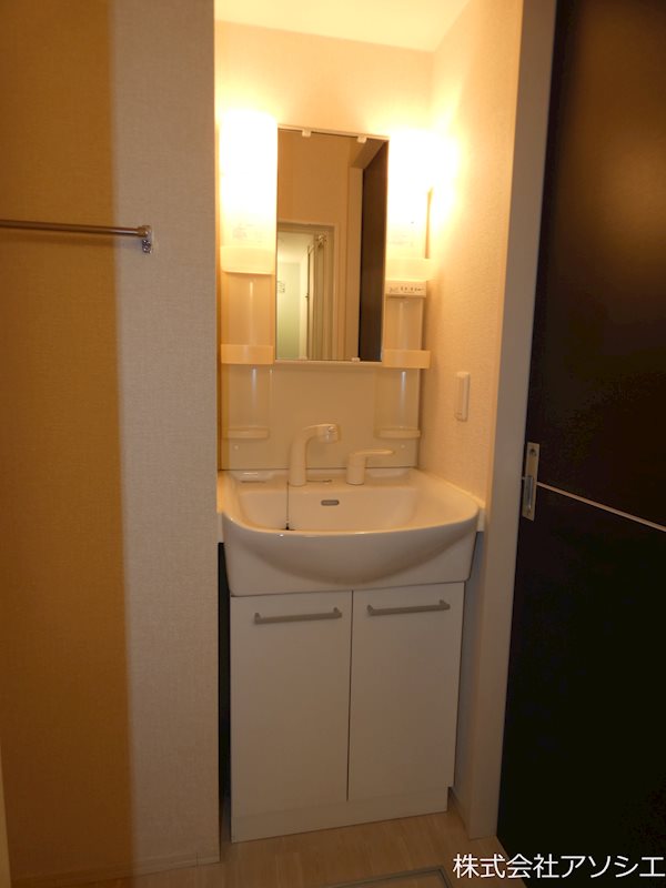 洗面設備　シャンプードレッサー