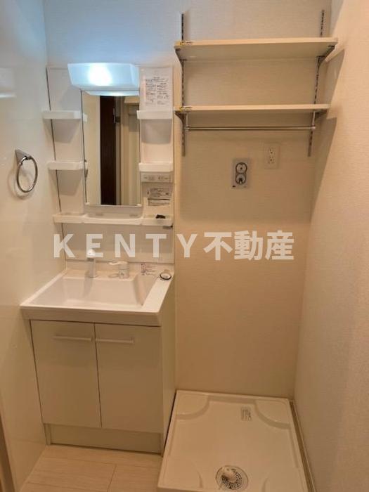 洗面設備　コンパクトで使いやすい洗面所