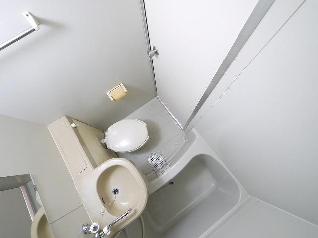 バス・シャワールーム　きれいなお風呂です