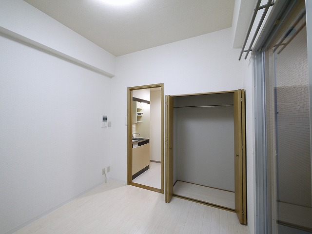 居室・リビング　ゆったりとした居間です