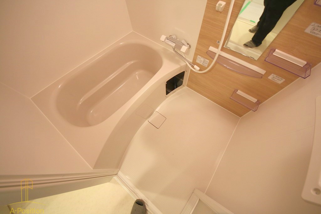 バス・シャワールーム　セレニテ本町東リアン