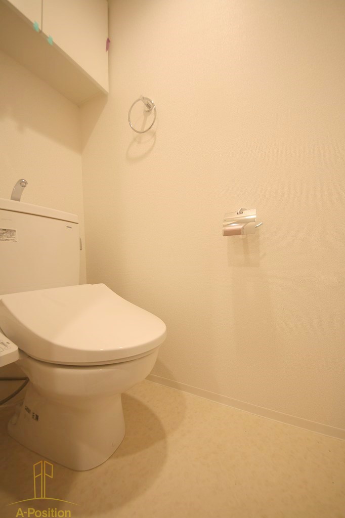 トイレ　セレニテ本町東リアン