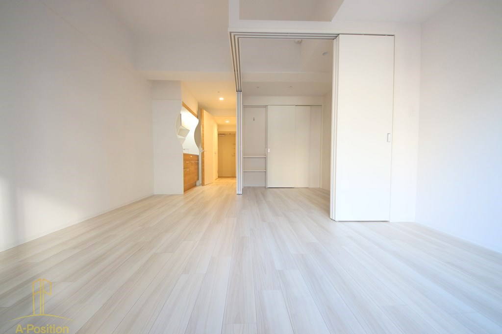 居室・リビング　セレニテ本町東リアン