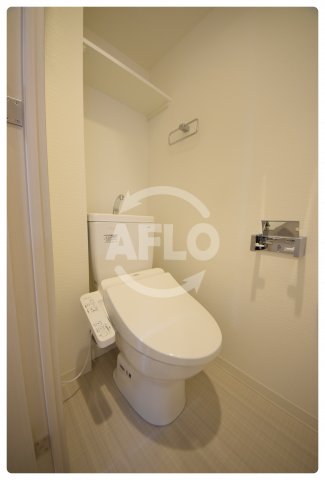 トイレ　ヴィラ・セレーノ玉造本町　温水洗浄便座