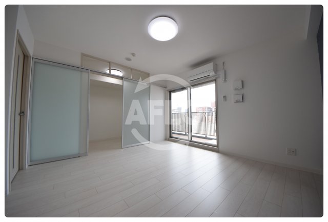 居室・リビング　ヴィラ・セレーノ玉造本町　リビング