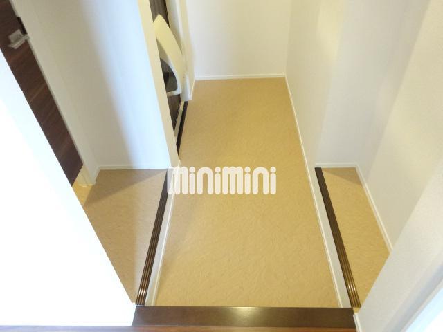 玄関　十分な広さの玄関スペース