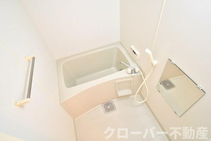 バス・シャワールーム　浴室