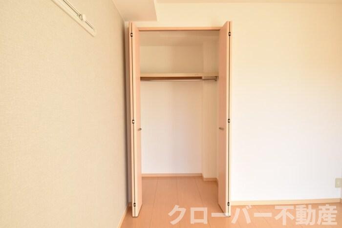 収納　クローゼット（南洋室）