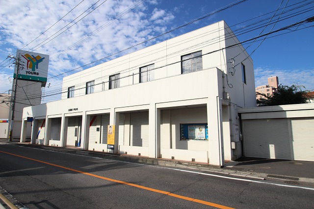 銀行　広島銀行戸坂支店（銀行）まで684m