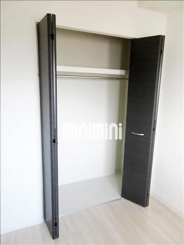 収納　たくさん収納できるクローゼットです。