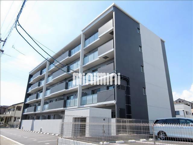 建物外観　耐震、遮音性に優れた鉄筋コンクリートのマンション建築中です。