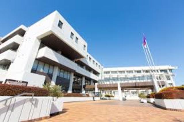 役所　多摩市役所（役所）まで910m