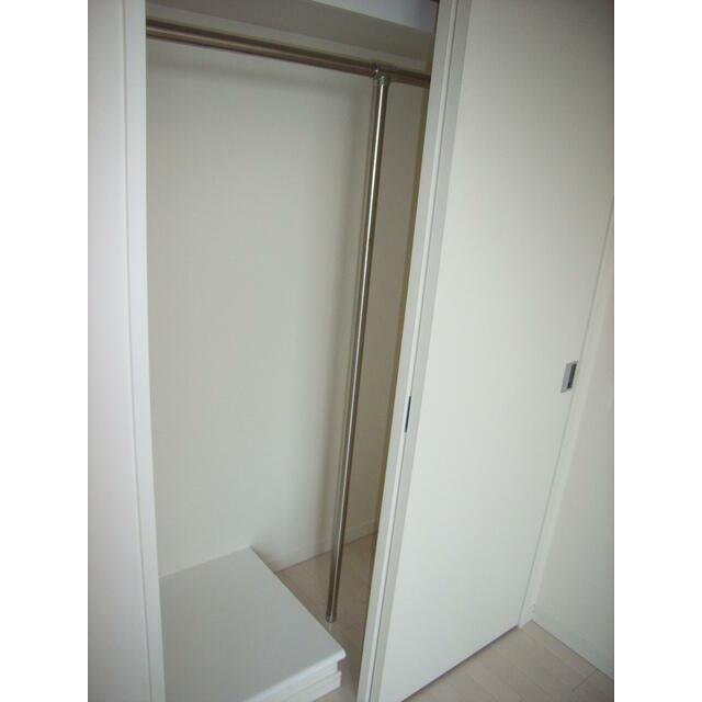 収納　A2タイプ2009年3月撮影 同タイプ1404号室の写真です