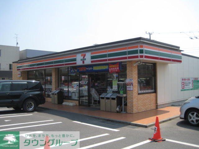 コンビニ　セブンイレブン江戸川篠崎町2丁目店（コンビニ）まで210m