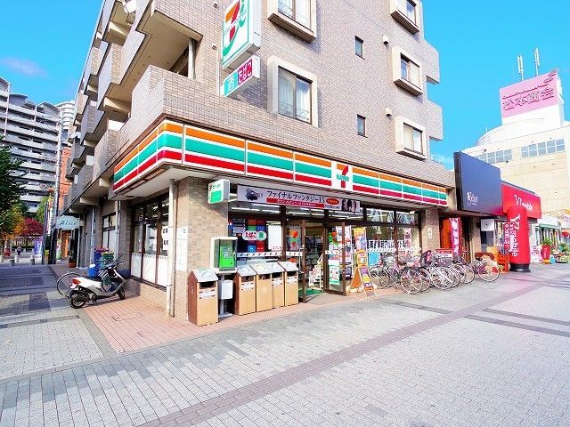 コンビニ　セブンイレブン　ふじみ野駅西口店（コンビニ）まで295m
