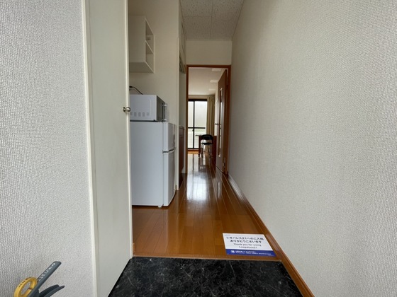 玄関　※別部屋の写真です