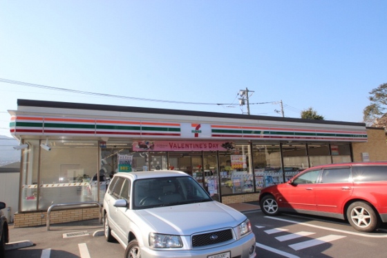 コンビニ　セブンイレブン広島八幡東４丁目店（コンビニ）まで494m