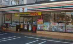 コンビニ　セブン-イレブン 下丸子多摩堤通り（コンビニ）まで469m