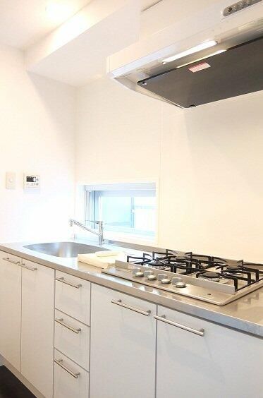 キッチン　キッチンでお料理をお楽しみください