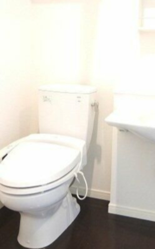 トイレ　コンパクトで使いやすいトイレです