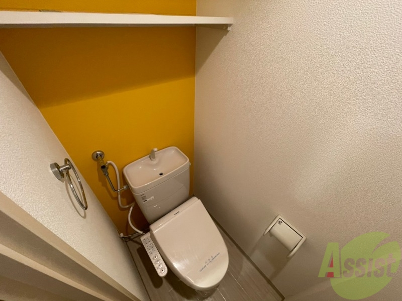 トイレ　ウォシュレット付きのトイレです。シャワートイレは日本の宝。