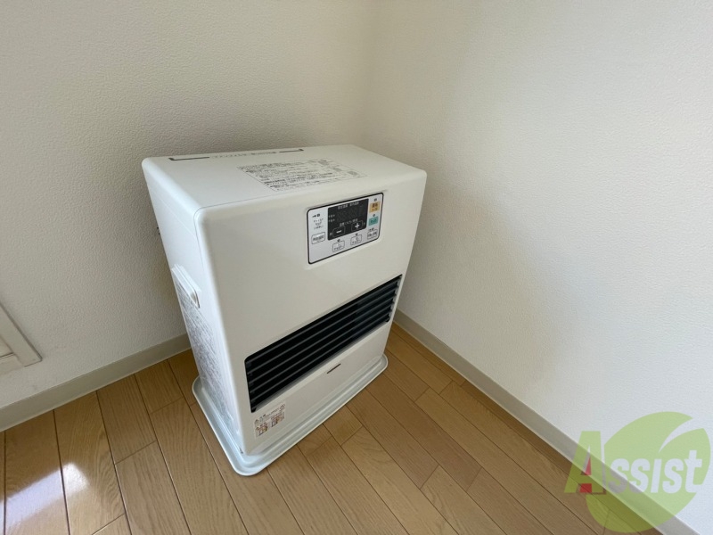 その他設備　ストーブが設置してあります。寒い日も安心！