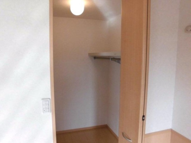 収納　図面と現状に相違がある場合には現状を優先