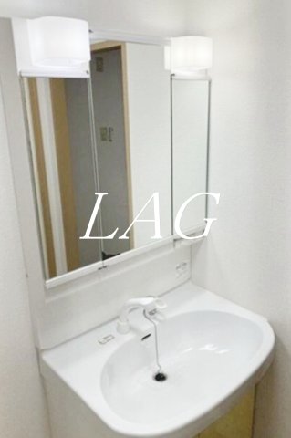 洗面設備　洗面台です。