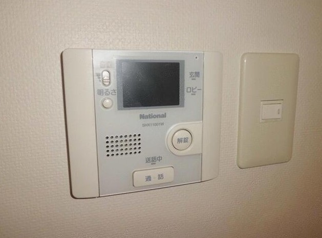 セキュリティ　TVモニター付インターホン