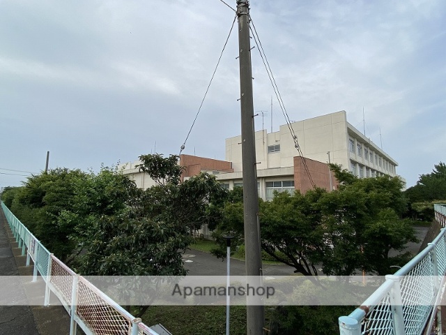 高校・高専　神奈川県立藤沢工科高等学校（高校・高専）まで638m