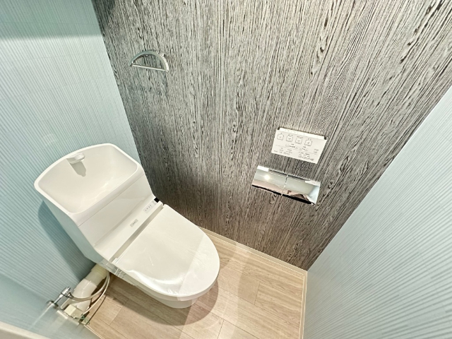 トイレ　ウォシュレット付