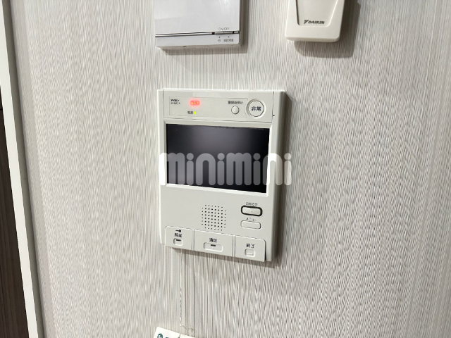 セキュリティ　モニターホンで来客の際も安心