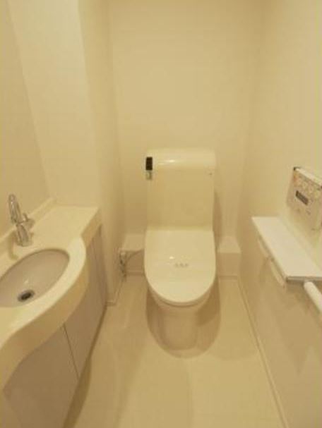 トイレ　参考写真