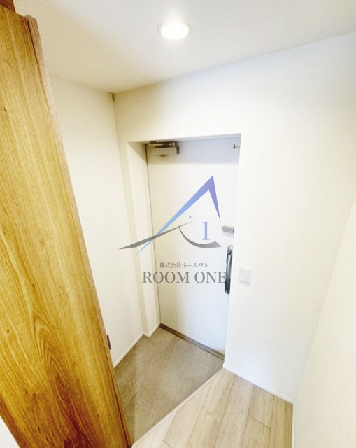 玄関　玄関です。