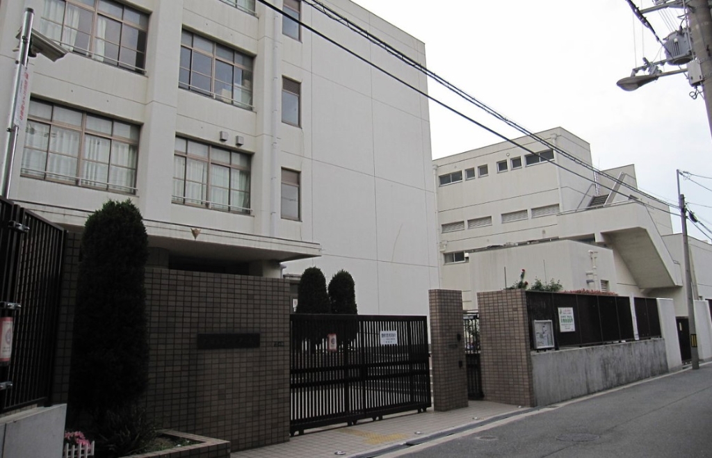 中学校　大阪市立柴島中学校（中学校）まで348m