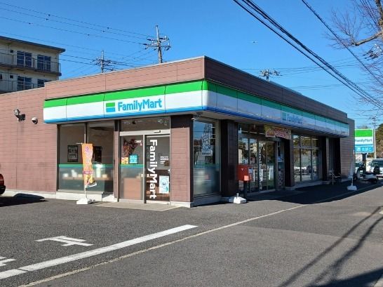 コンビニ　ファミリーマート 市原菊間通り（コンビニ）まで1000m