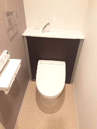 トイレ　トイレ