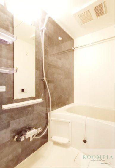 バス・シャワールーム　バス