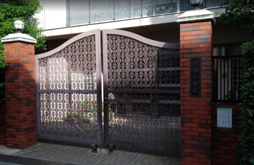 小学校　川村小学校（小学校）まで552m