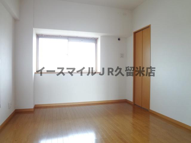 居室・リビング　使い勝手のいい洋室です