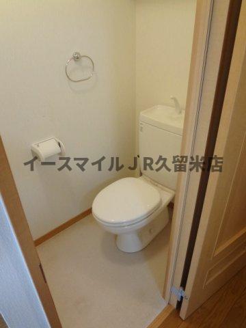 トイレ　落ち着いたトイレです