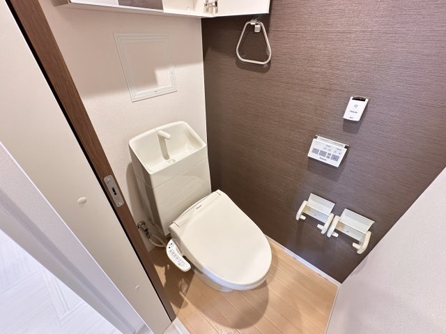 トイレ　シャワー付トイレ